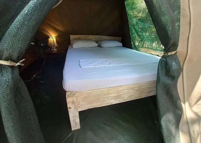 Bamba Kofi Beach Lodge